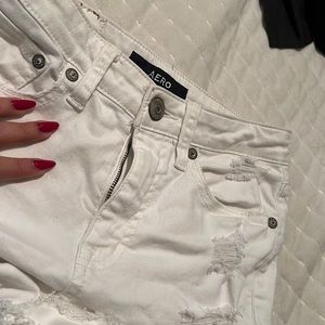 High rise aero white shorts